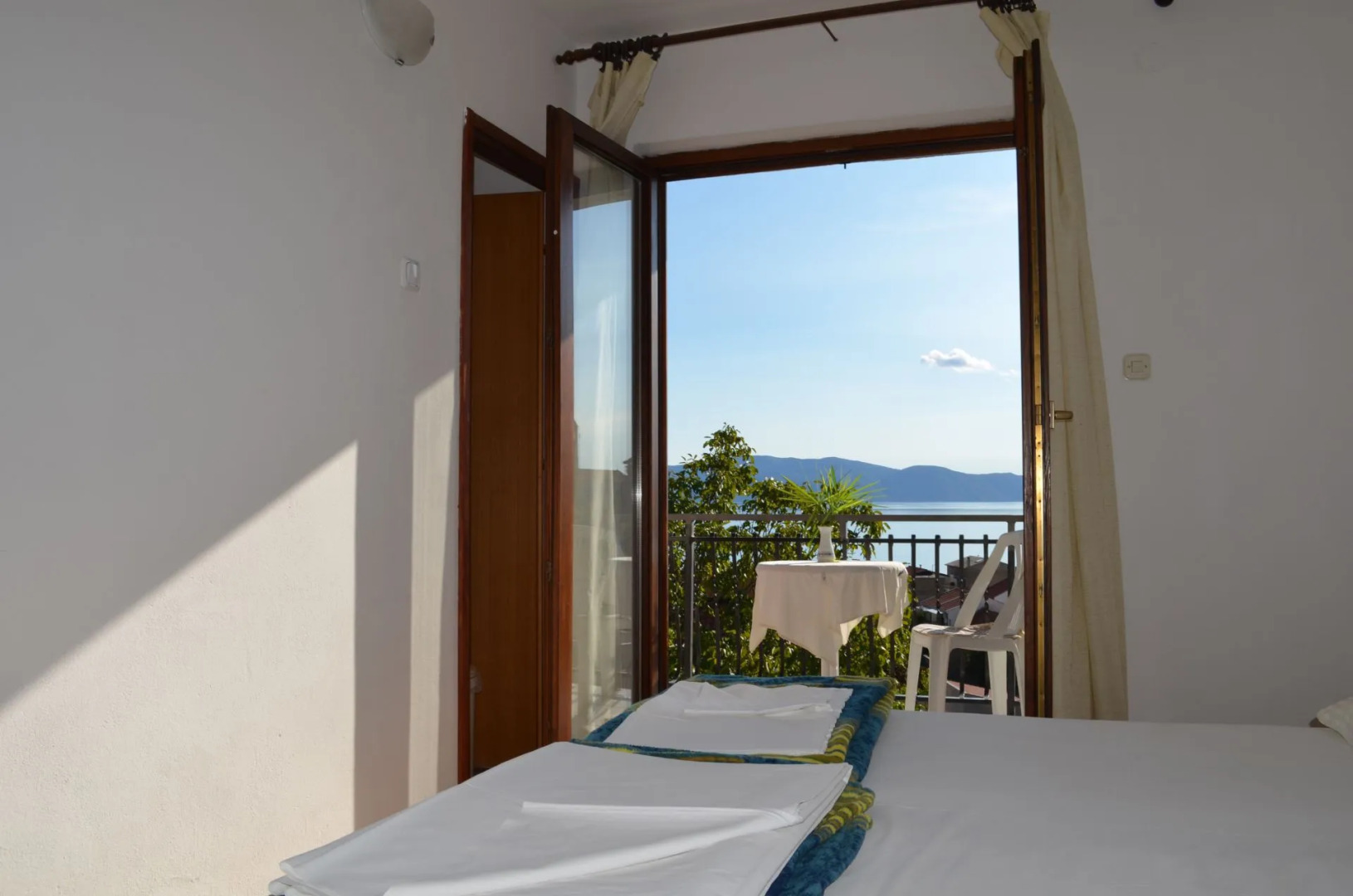 Apartment Jozo - 150 m from pebble beach: A2 Gradac, Riviera Makarska