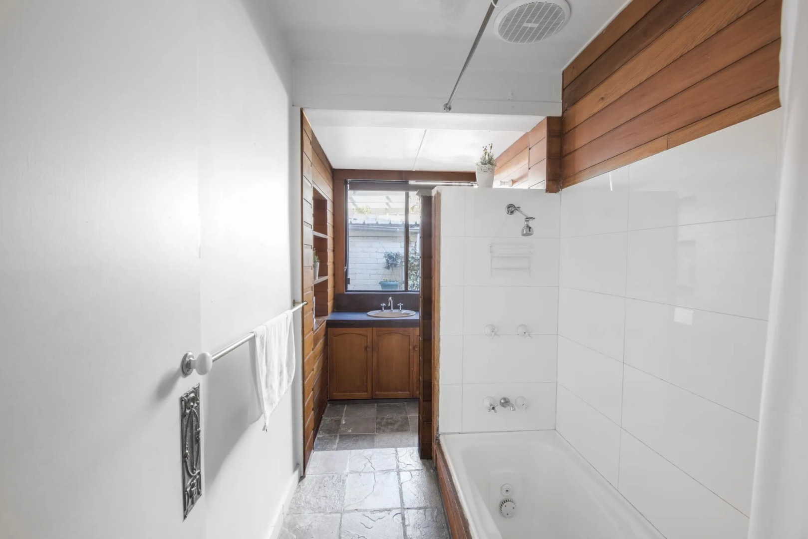 Manly Oceanside Accommodation