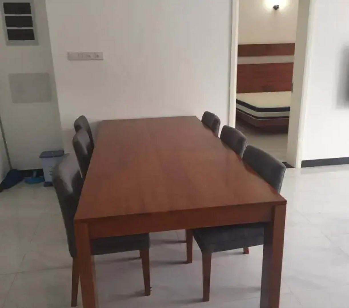 Modern luxury Condo,3 bedroom and 3 bathrooms