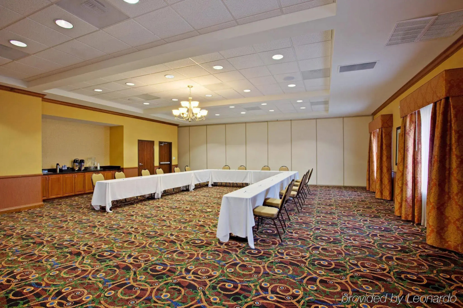 Holiday Inn Express and Suites Ontario Airport by IHG