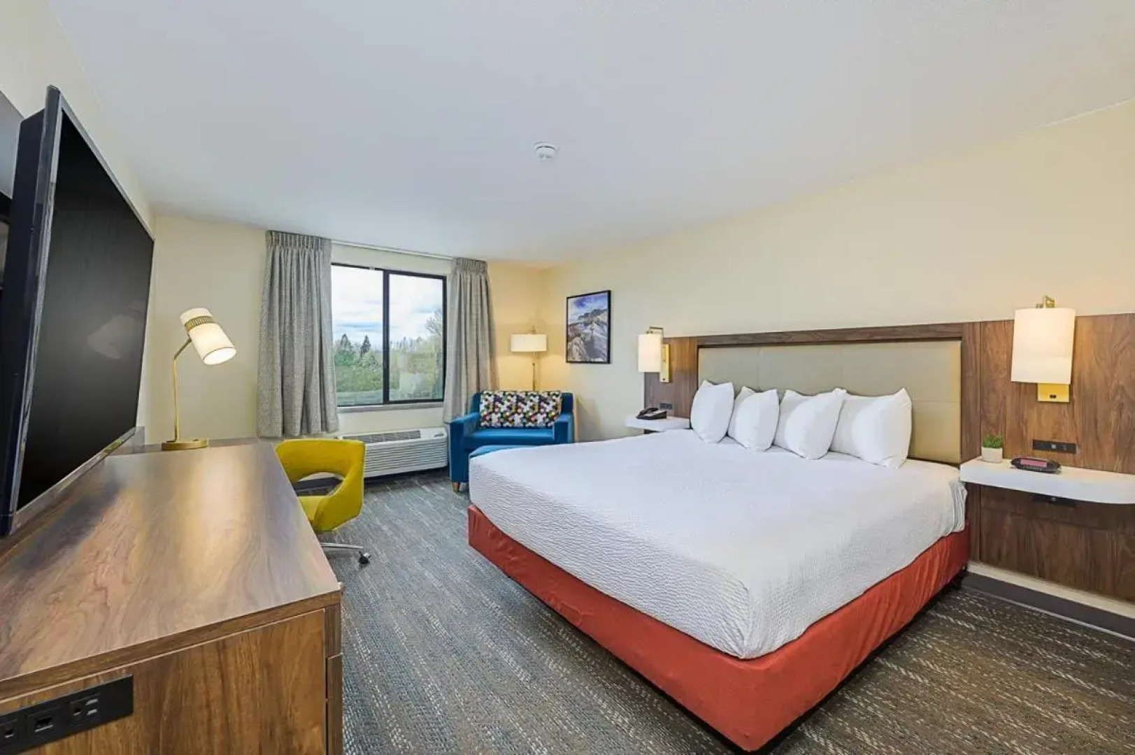 Portlander Inn and Marketplace