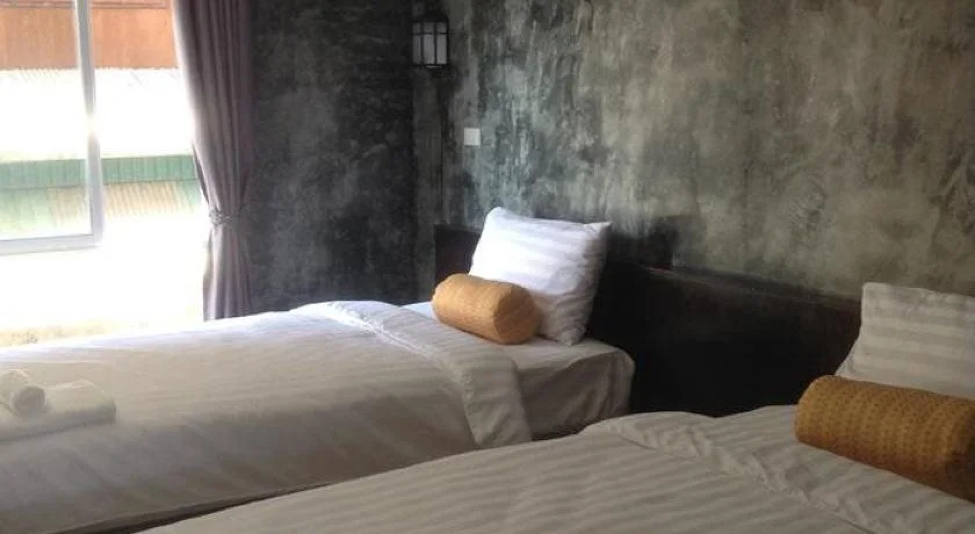 Come Moon Loft Hotel