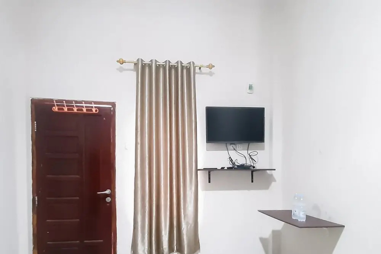 Urbanview Hotel Fira Syariah Muara Enim by RedDoorz