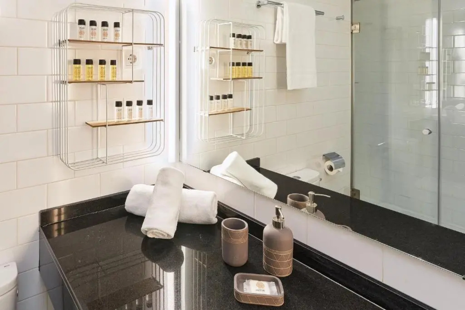 Urban District Apartments Rambla Suite & Pool