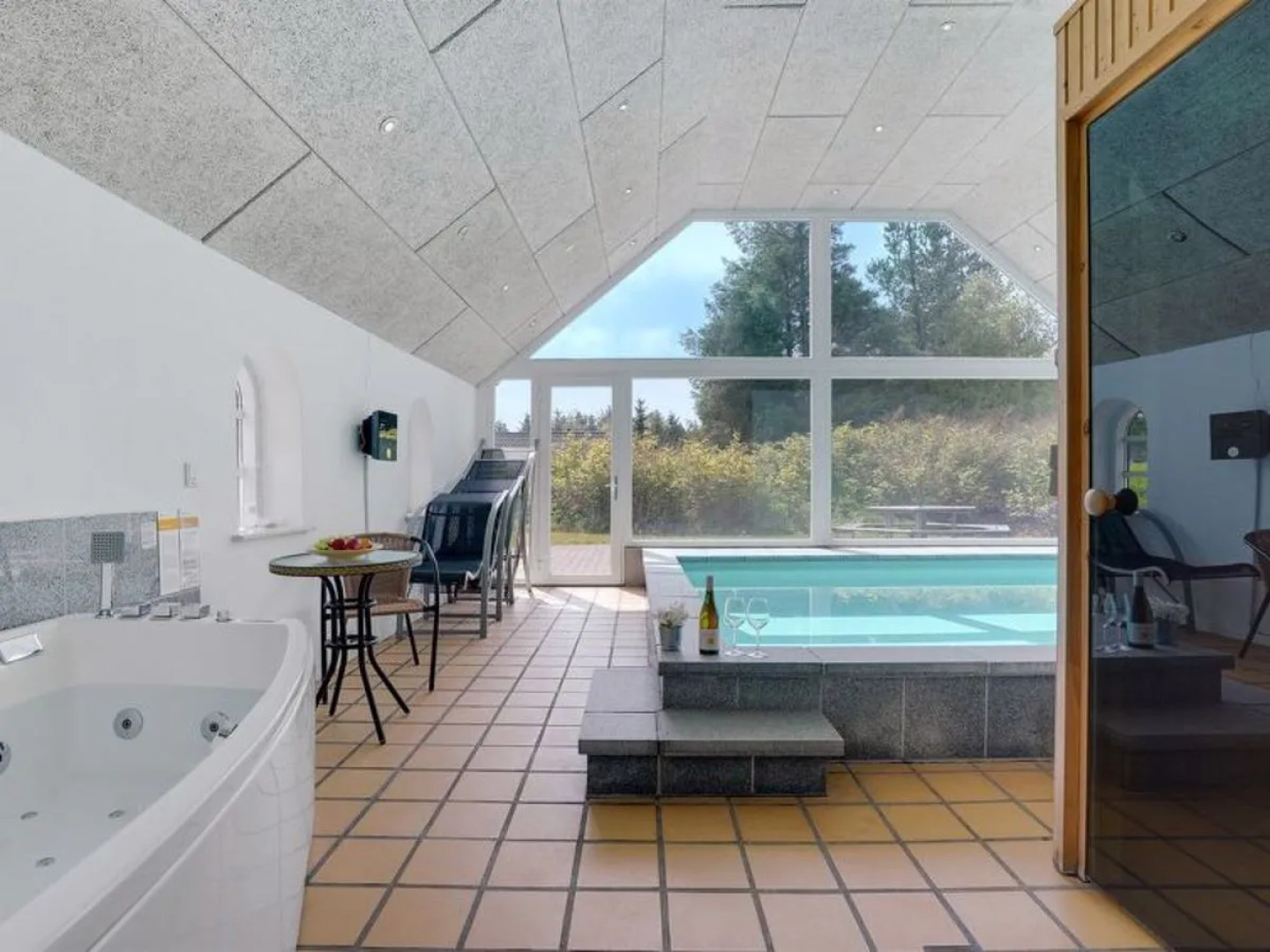 "Ayu" - 2.3km from the sea in NW Jutland