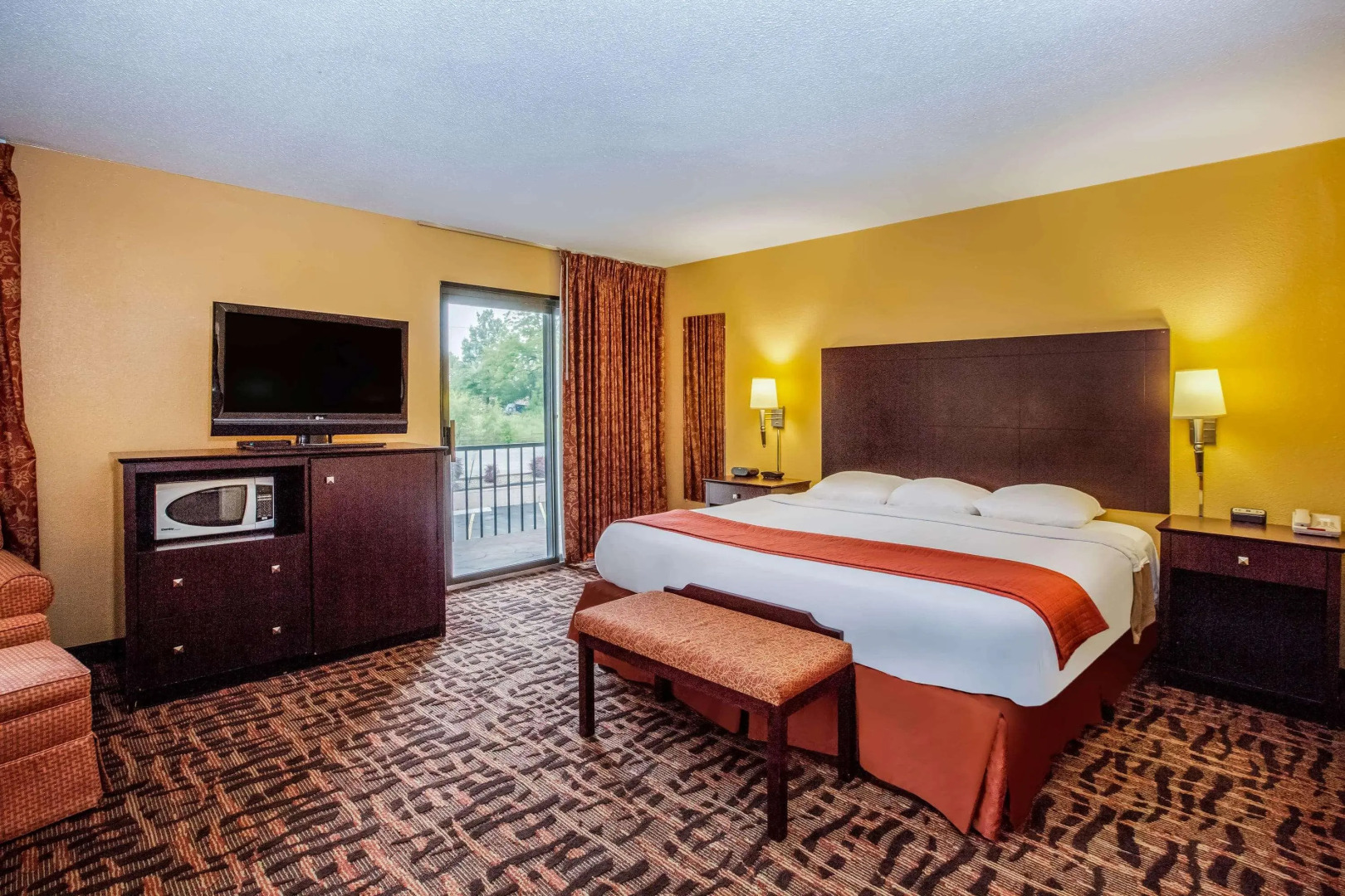 Super 8 by Wyndham Lawrence