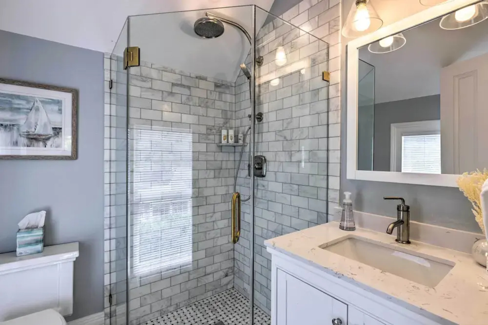 Charming Greenport Gem 1, 1 Mile to Ferry!