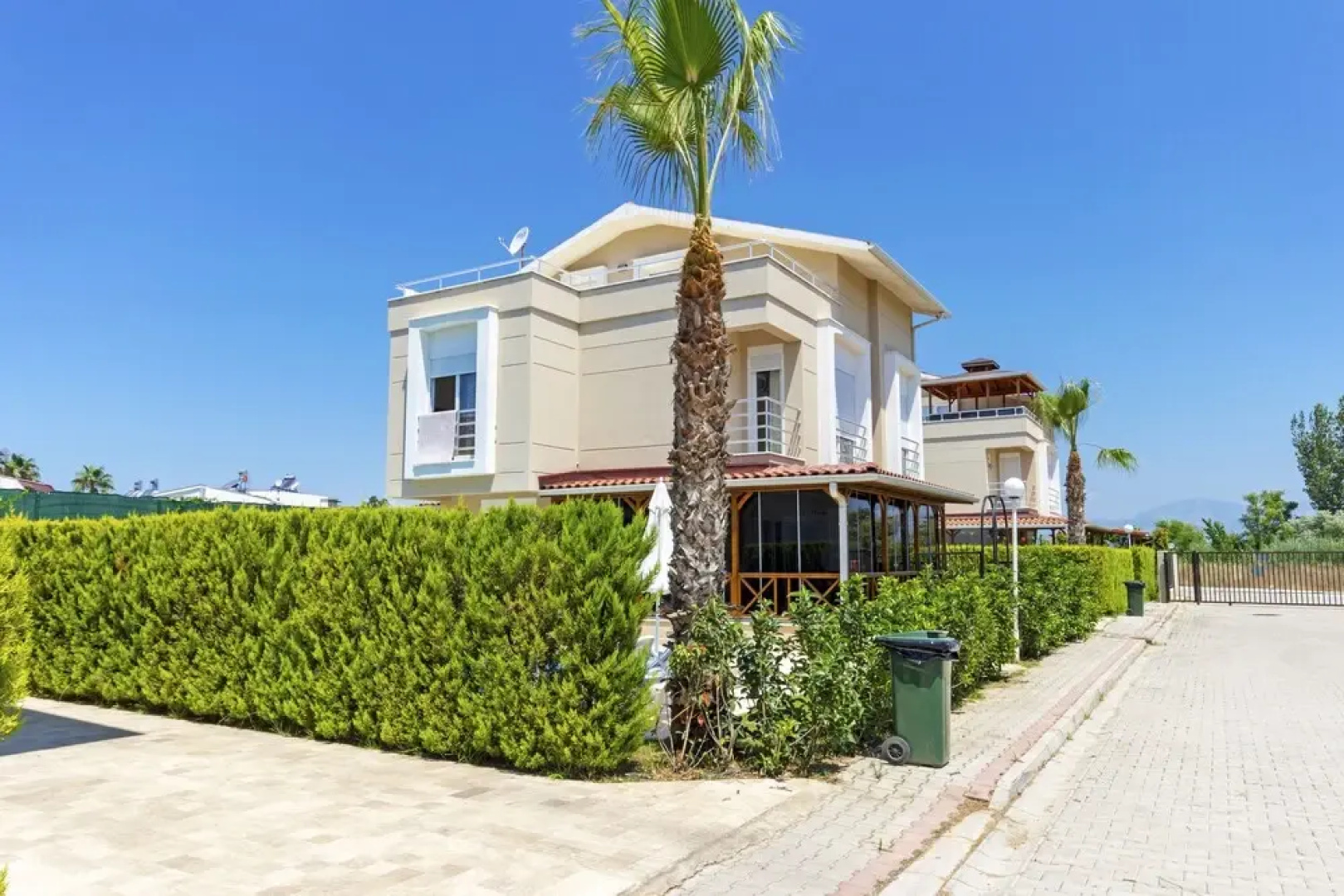 Paradise Town Villa Beltania