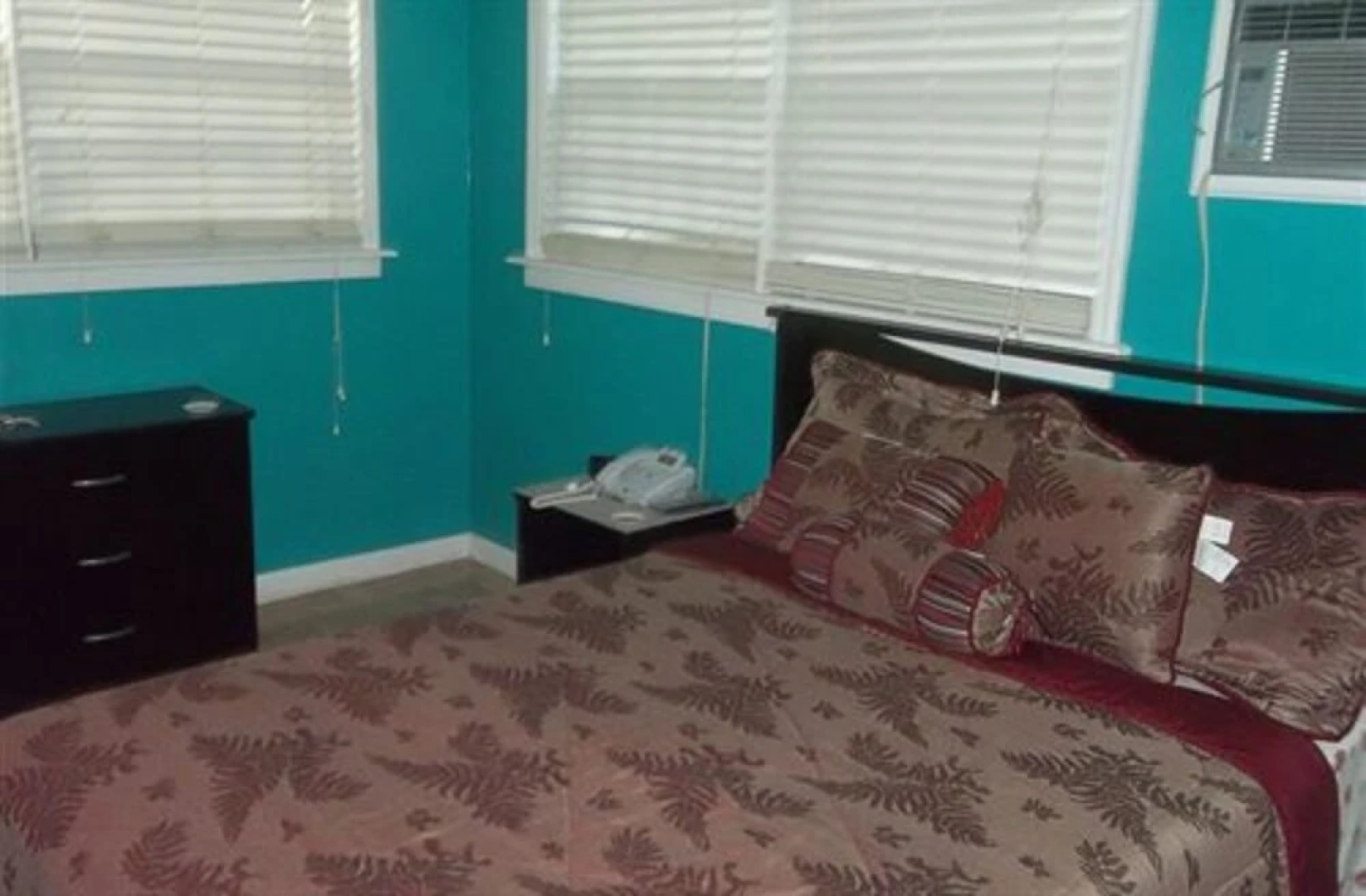 The Colonial Rental Suite