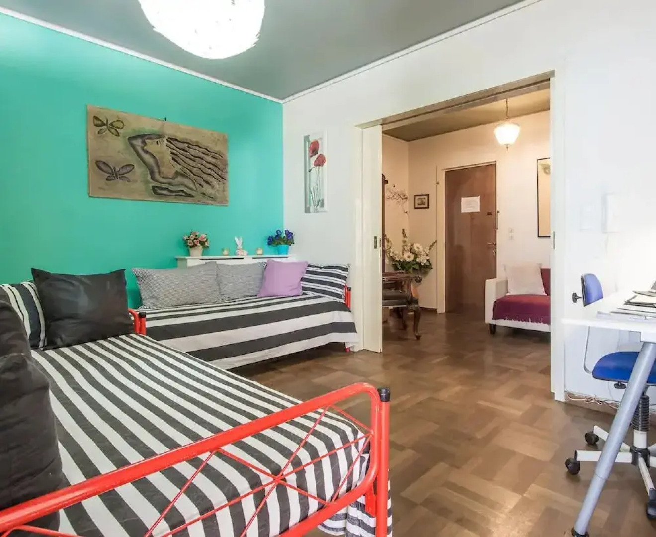 6 persons seaview Athens Riviera