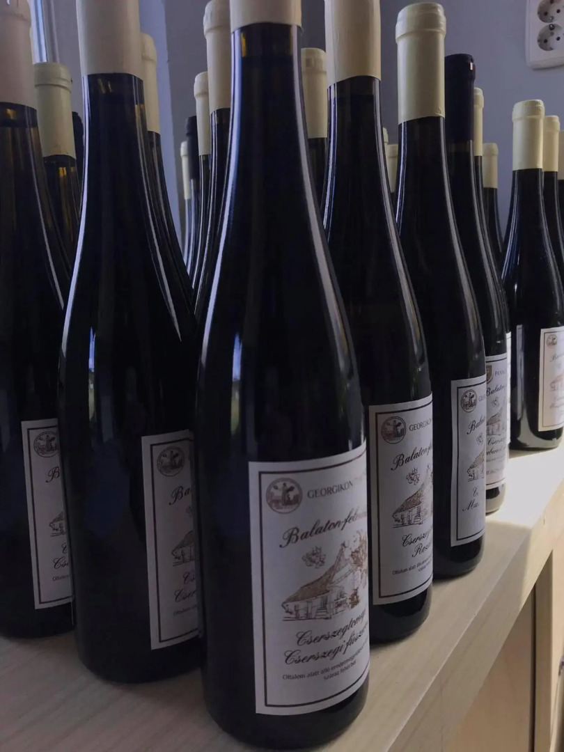 Pilikán Apartments - Park - Vineyard & Sheep farm