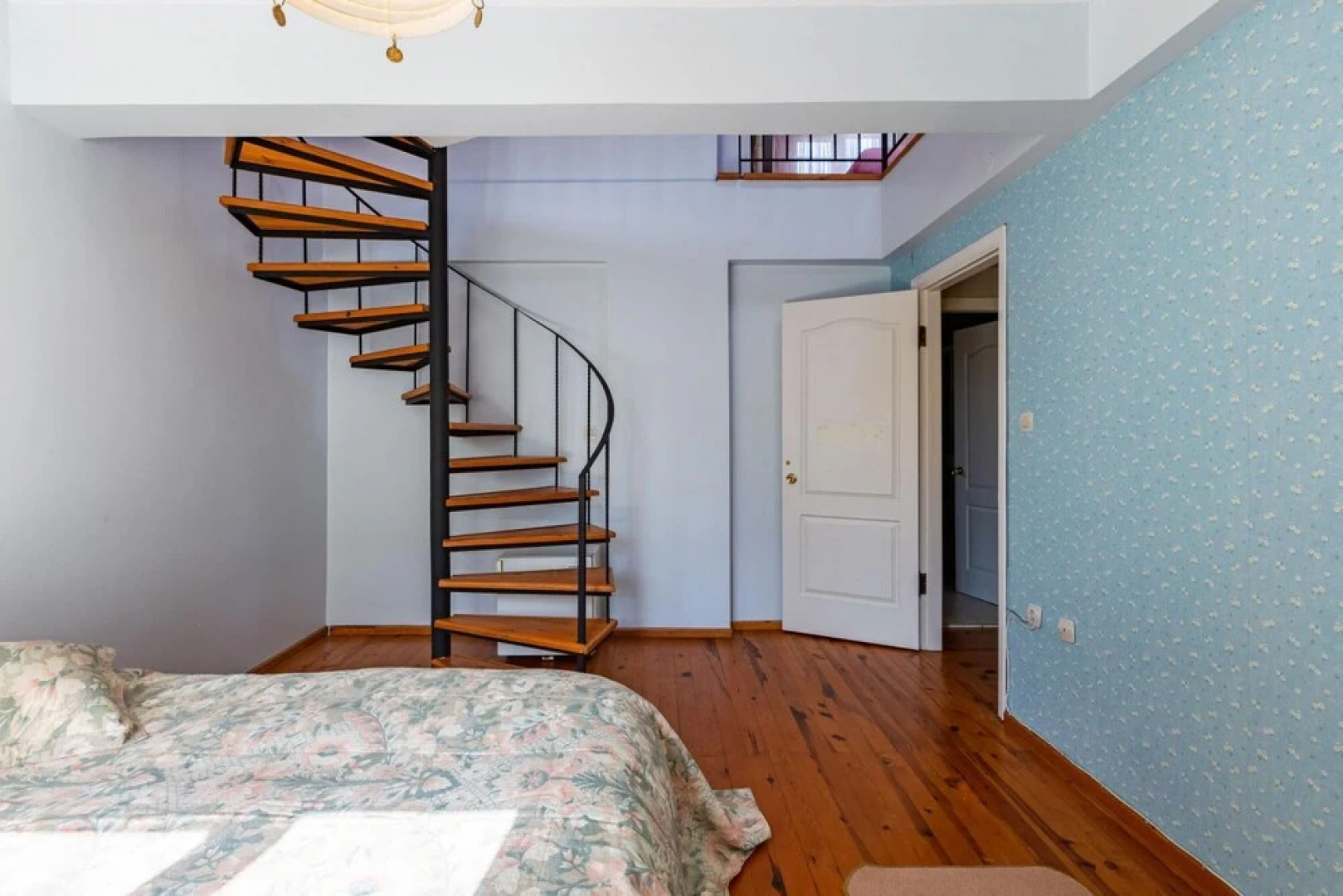 Villa Surrounded by Nature in Kartepe Near Sapanca