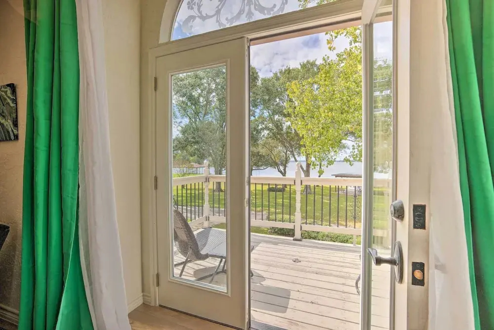 Modern Lake Conroe House w/ Lakefront Park & Deck!