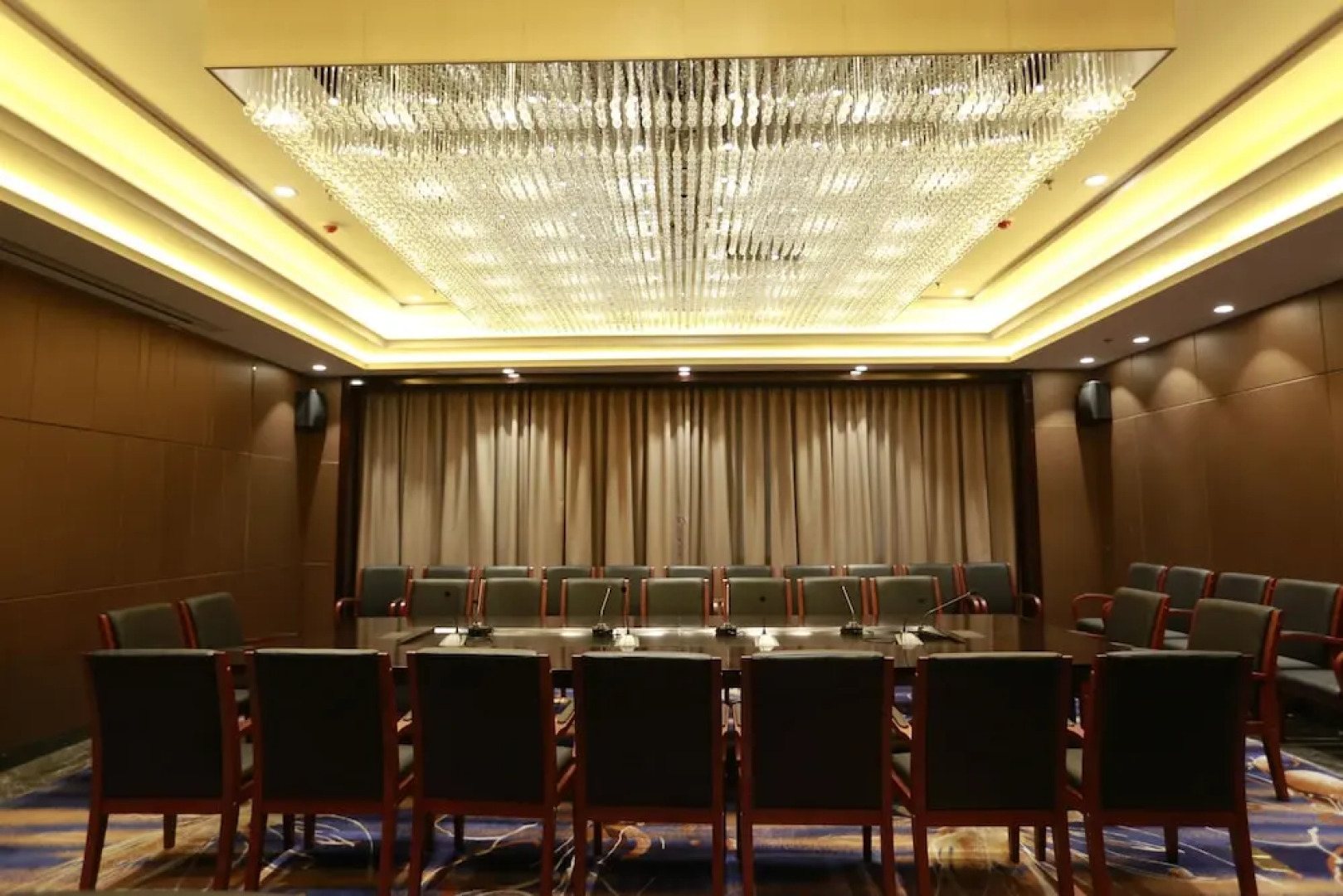 Tianyue Minshan Hotel