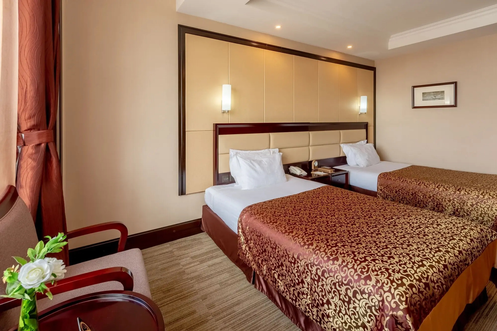 The Grand Hill Hotel