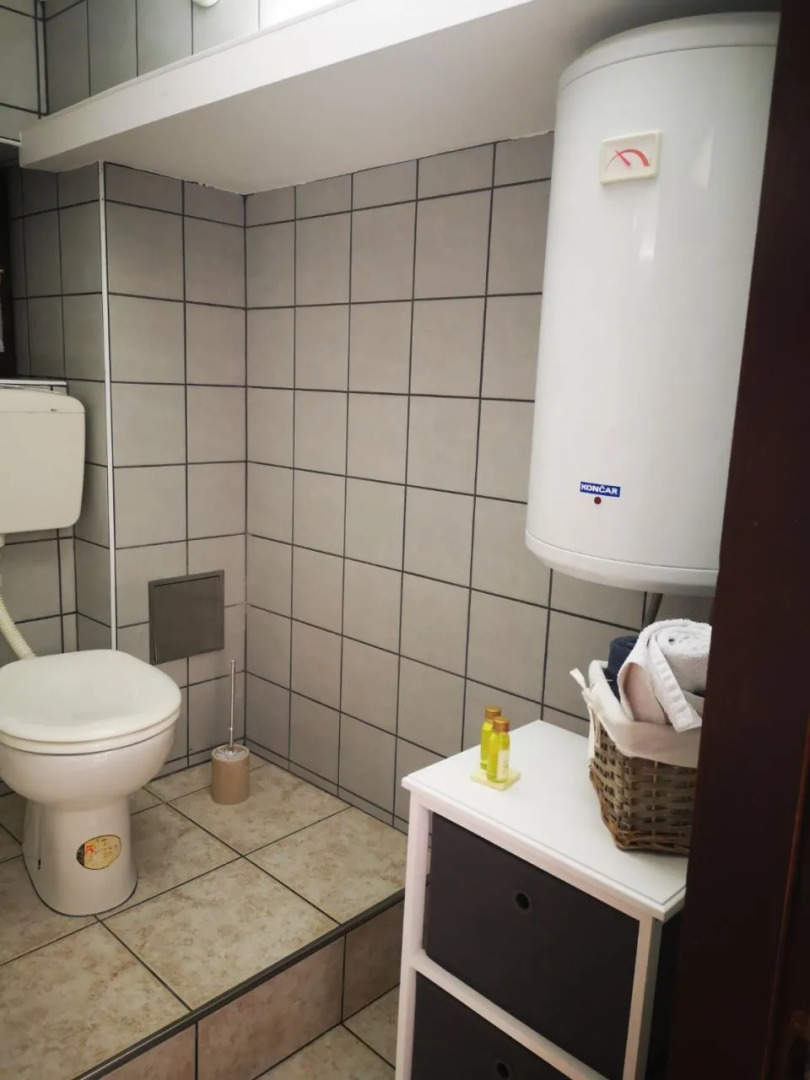 Apartment Maria - 100 m from sea: A1 Pirovac, Riviera Sibenik