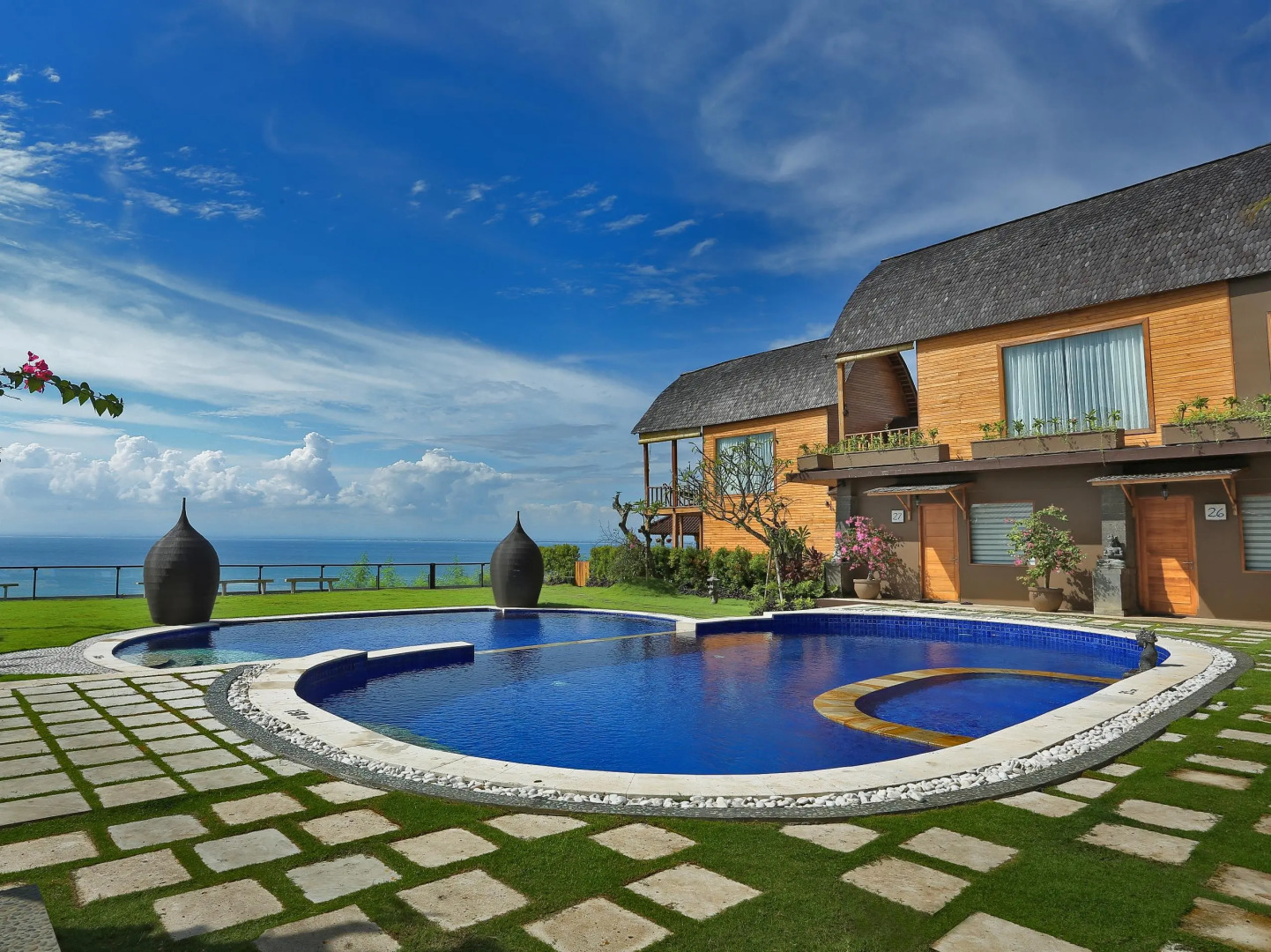 de Sapphire Cliff Villa