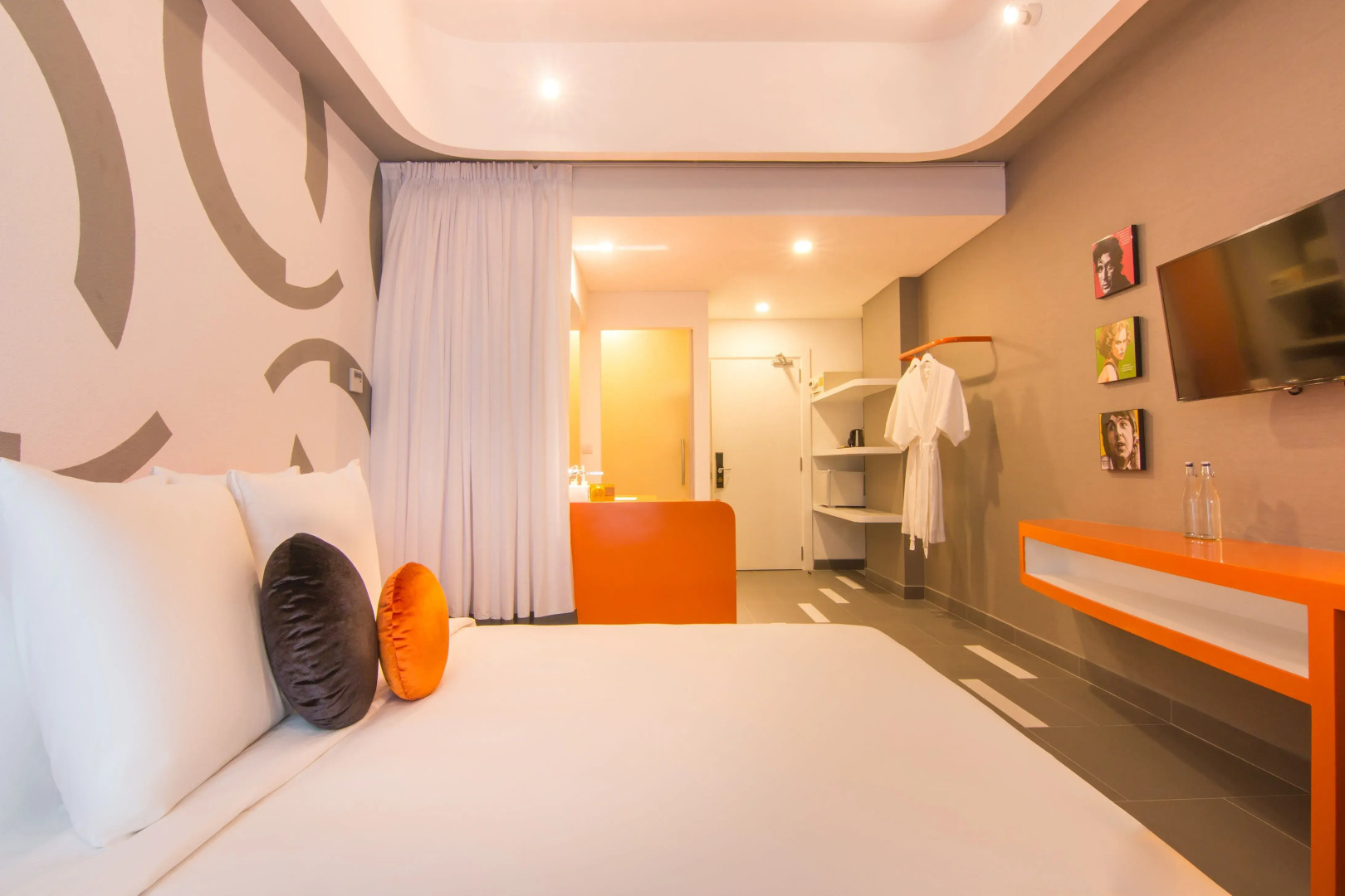 SUN & MOON, Urban Hotel