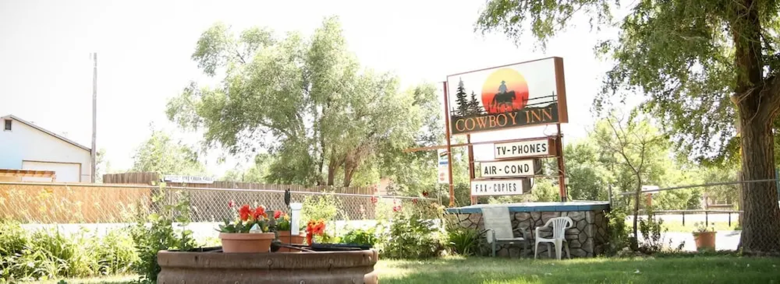 Cowboy Inn