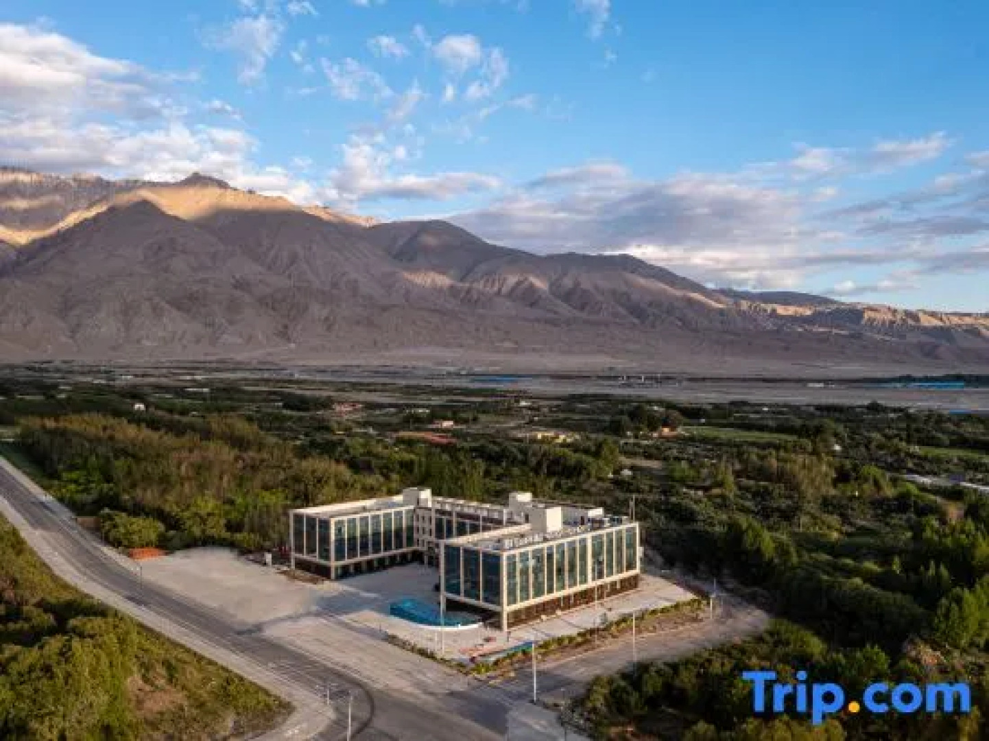 Wanda Moments, Taxkorgan Pamir