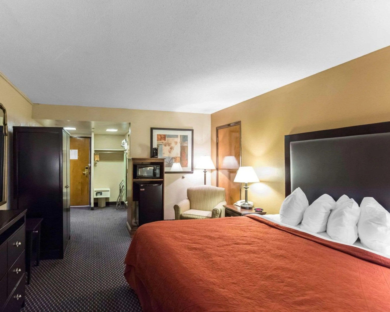 AmericInn by Wyndham Cedar Rapids North