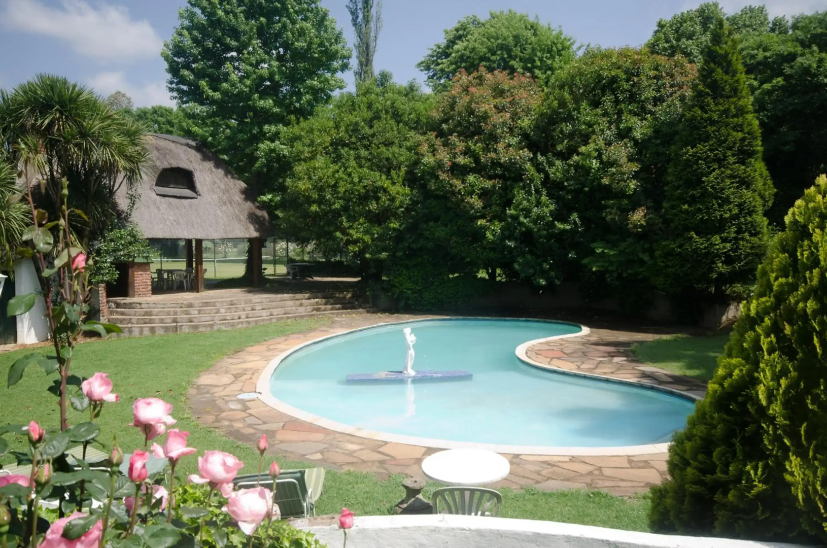 Rawdons Hotel & Brewery