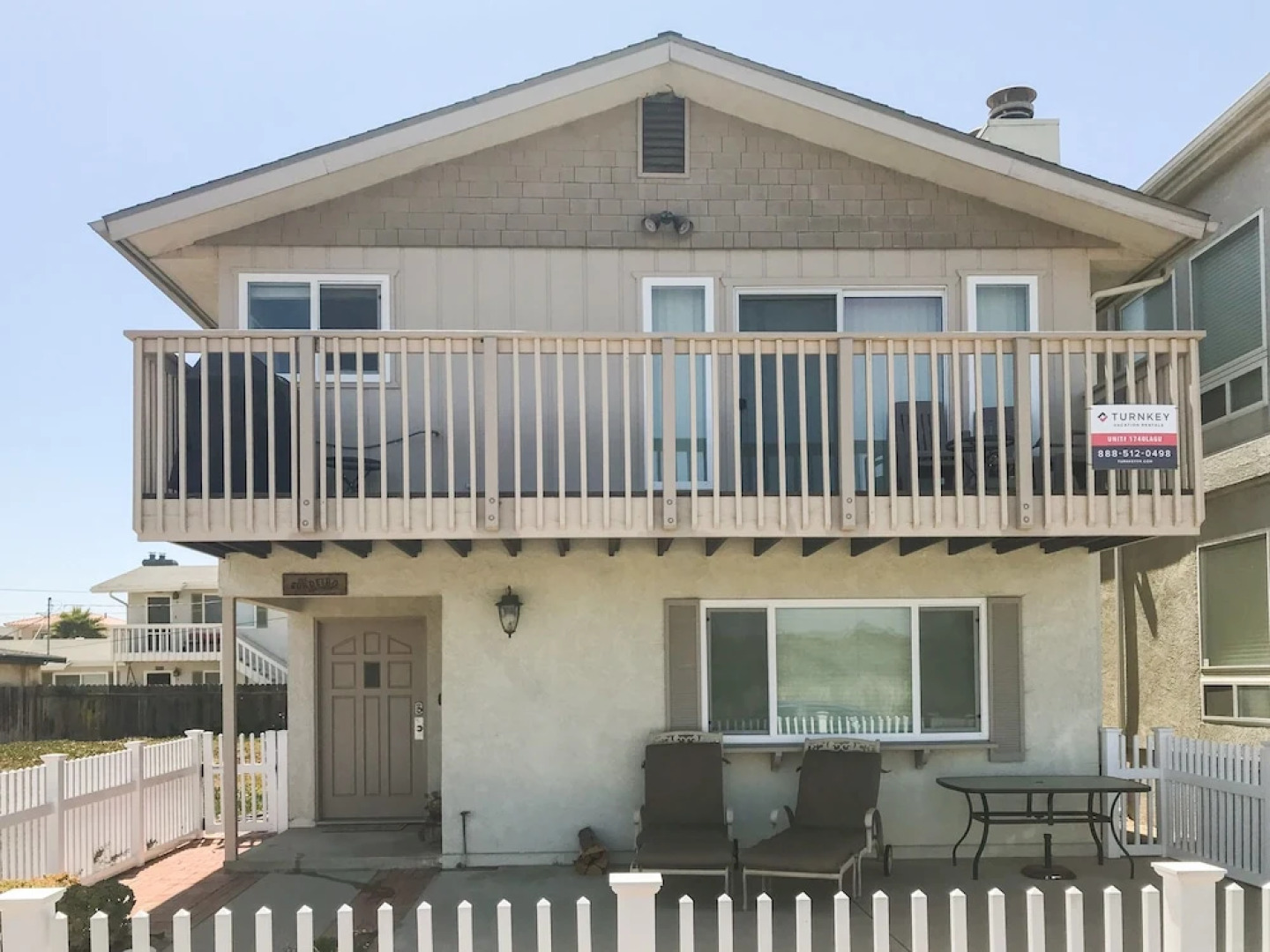 1740 Laguna Drive Home 3 Bedrooms 2 Bathrooms Home