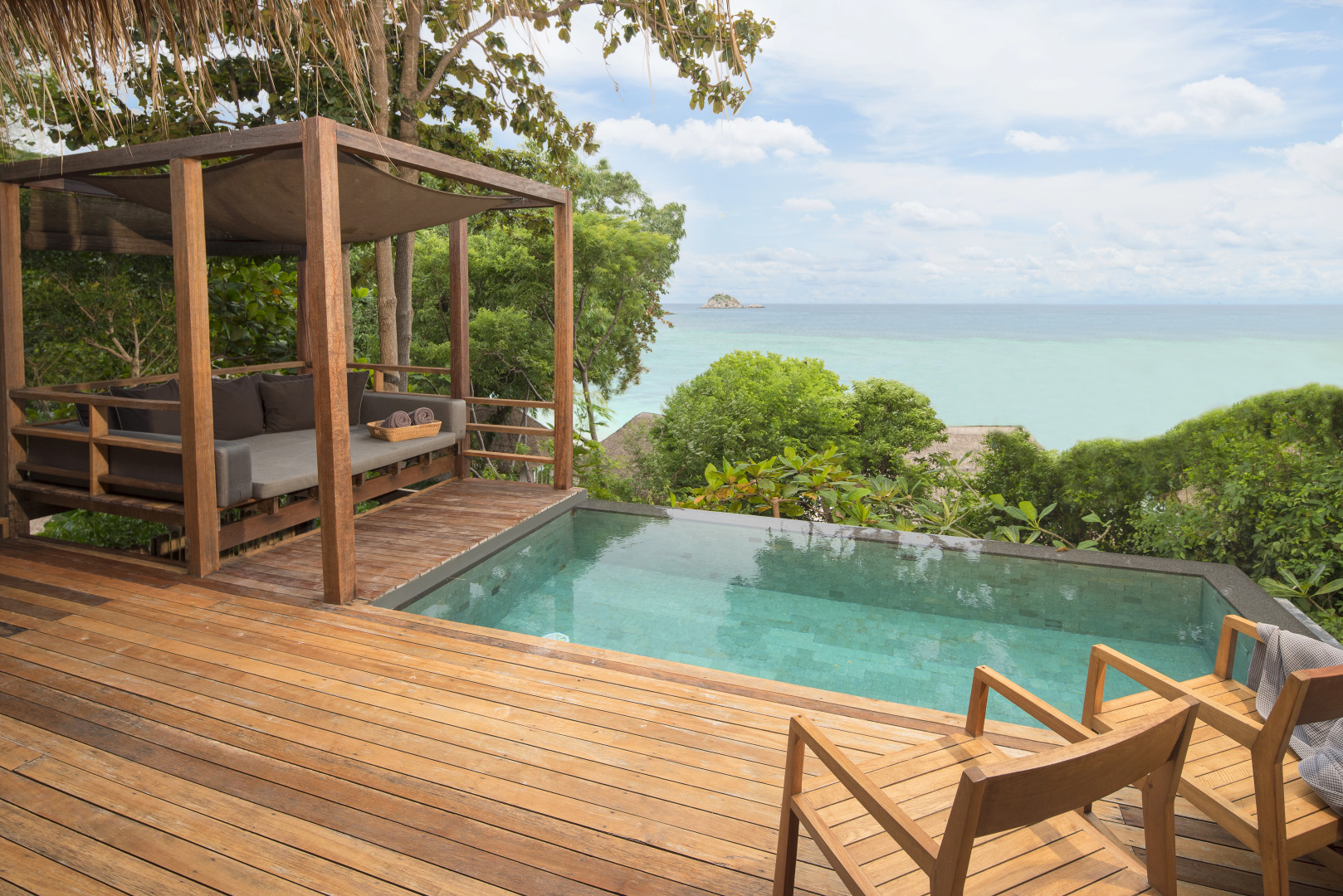 Haadtien Beach Resort