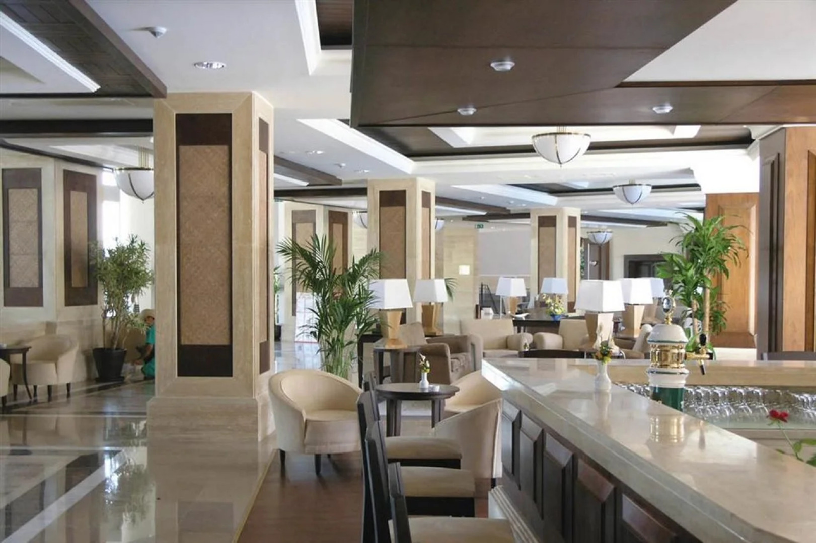 Курорт Meder Resort Hotel