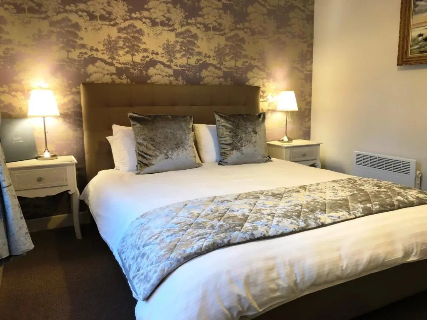 No 6 Bed & Breakfast