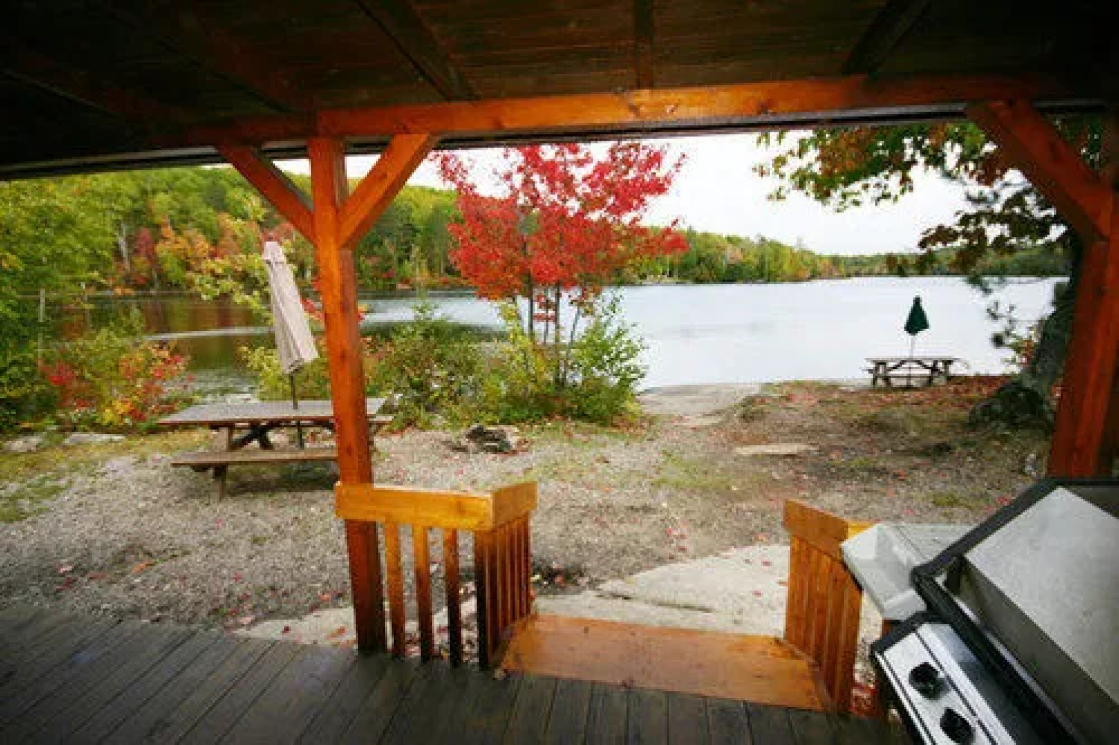 Spectacle Lake Lodge