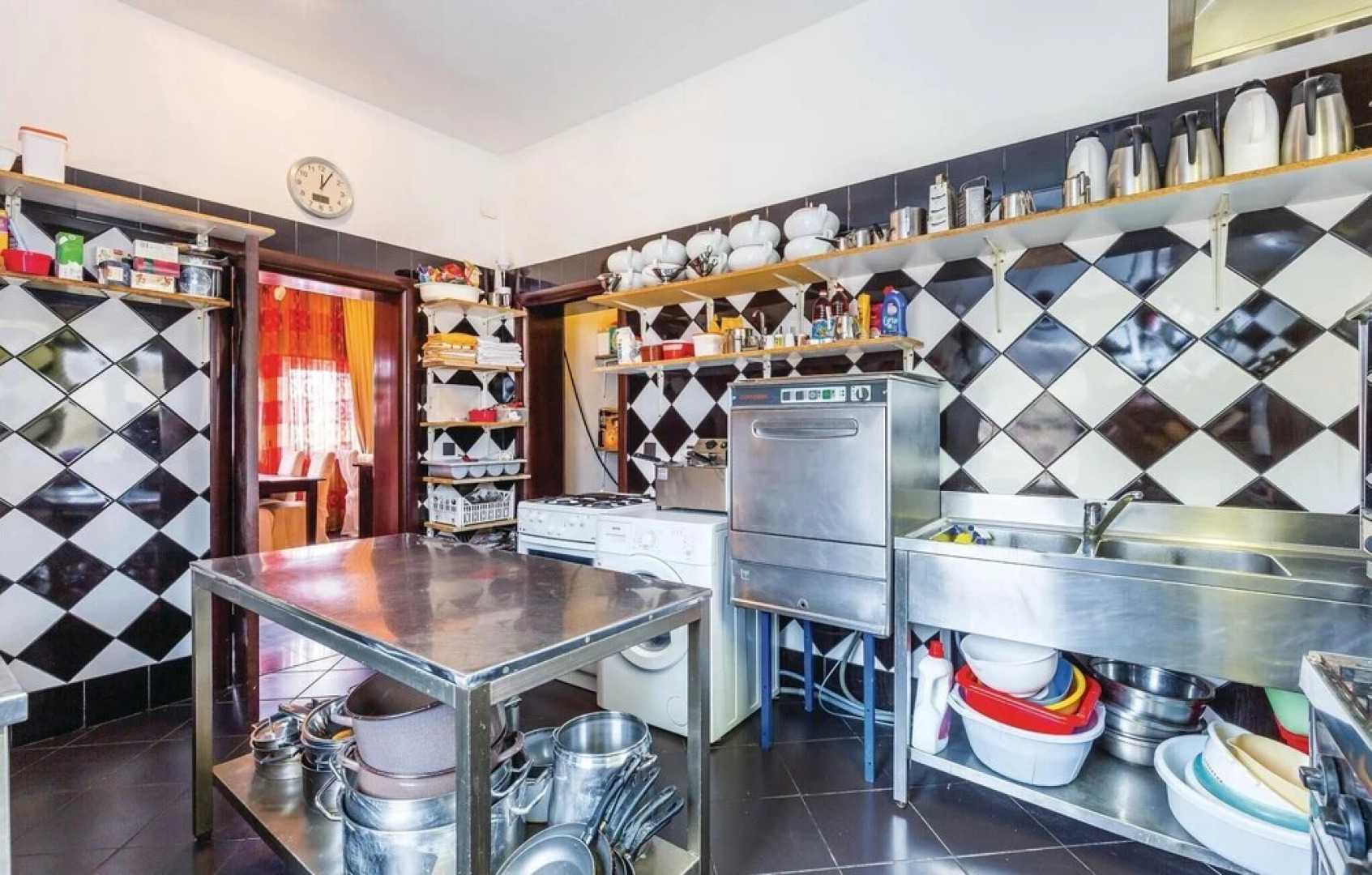 Beautiful Home in Metajna With Wifi and 14 Bedrooms