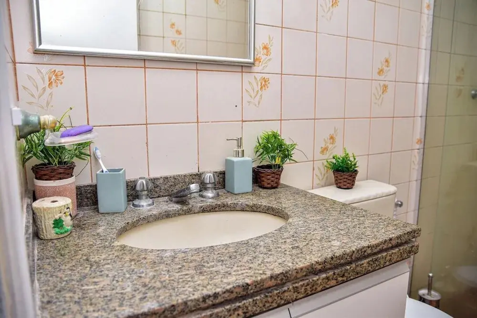 Flat com Piscina e Lazer na Praia de Pitangueiras