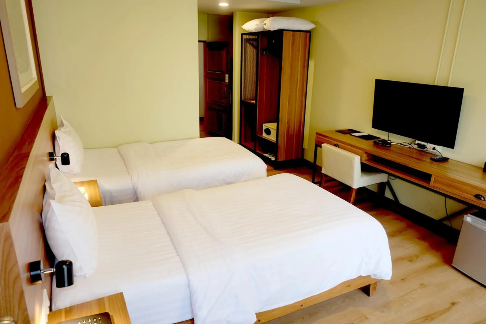 Siri Oriental Bangkok Hotel