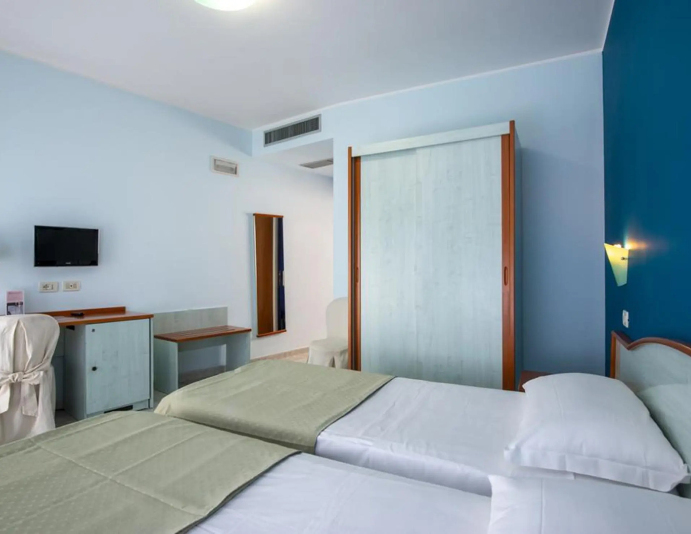 Atlantis Palace Hotel