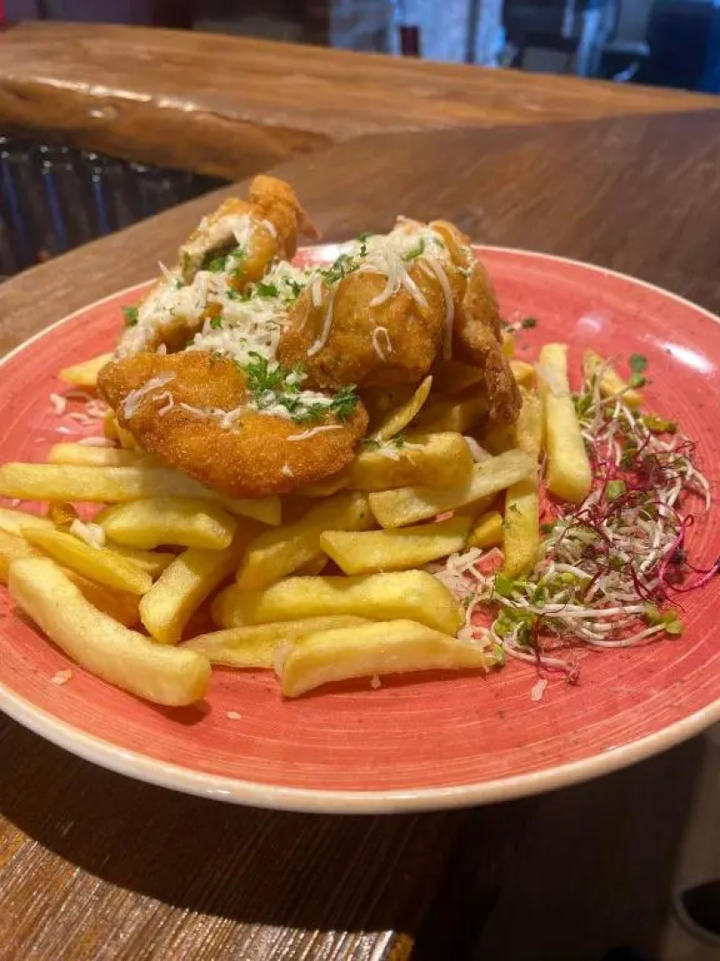 Charlie Vendéglő & Panzió