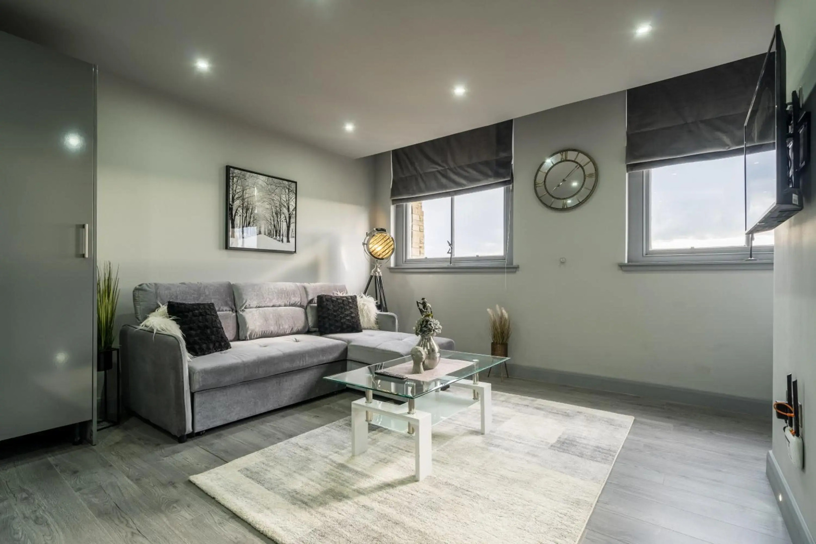 The Huddersfield Hotel