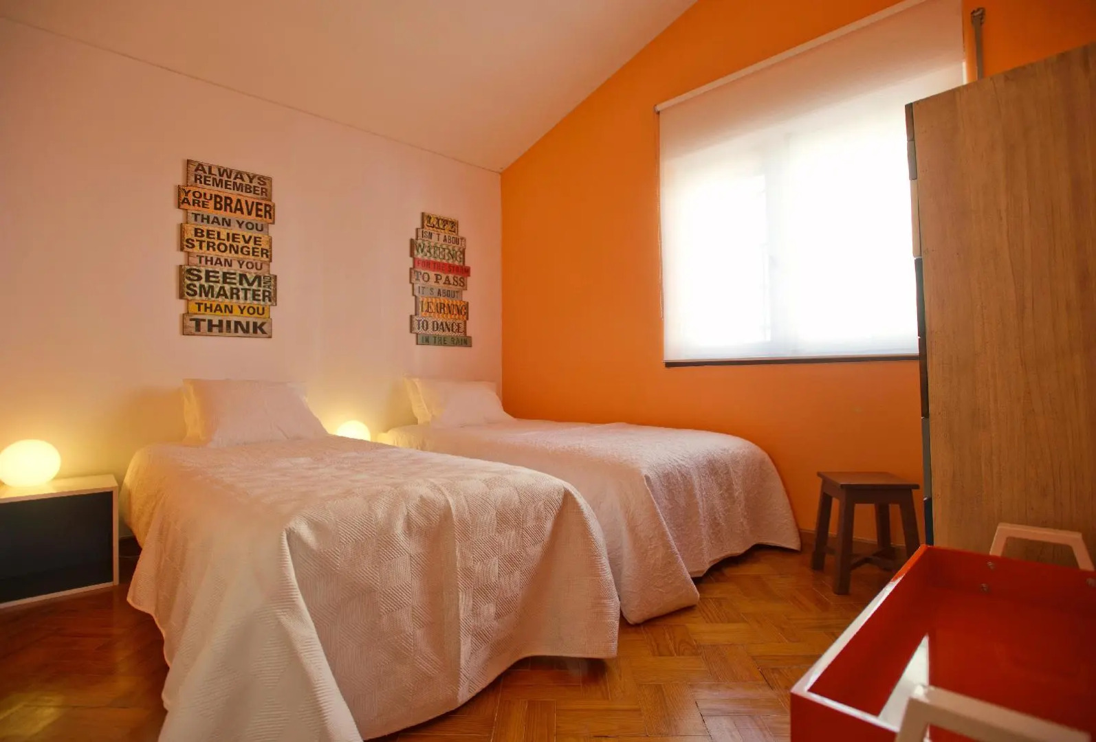 Carcavelos Surf House