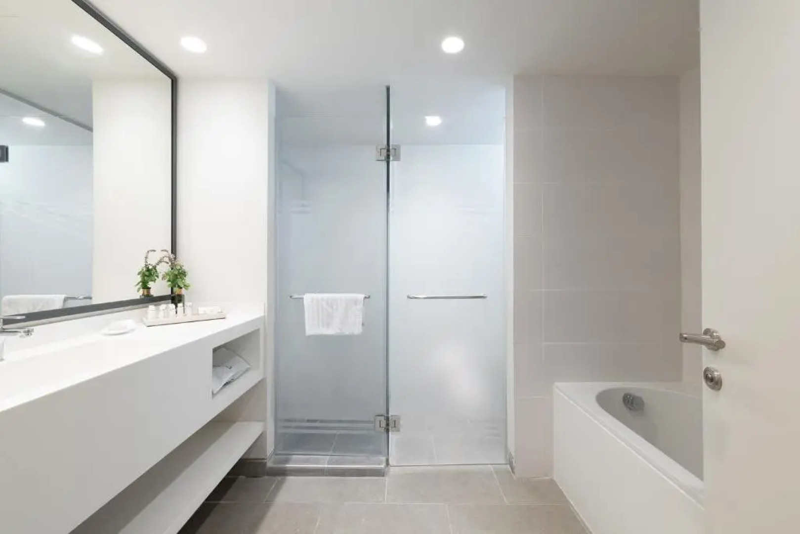 Elma Hotel and Art Complex