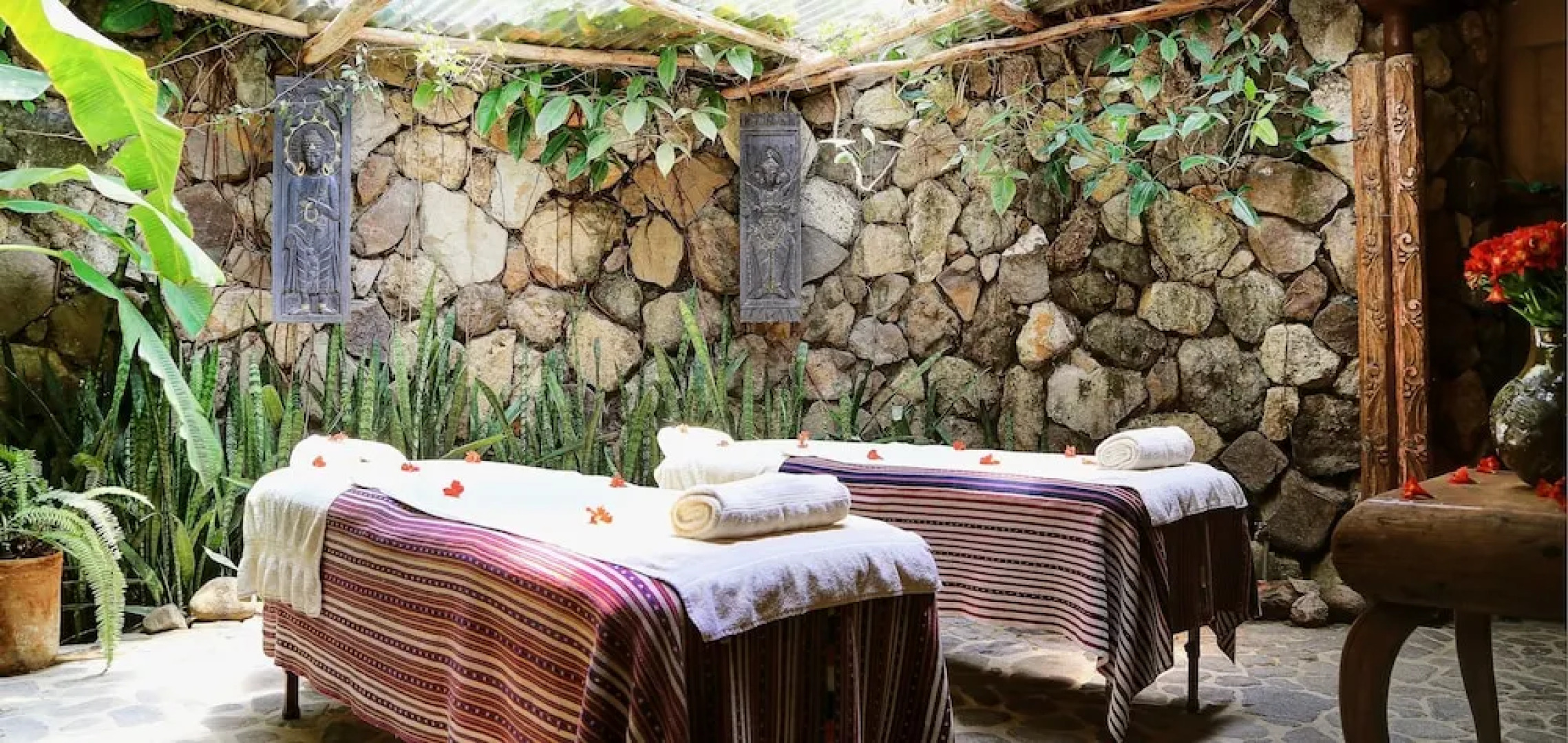 Laguna Lodge Eco-Resort & Nature Reserve