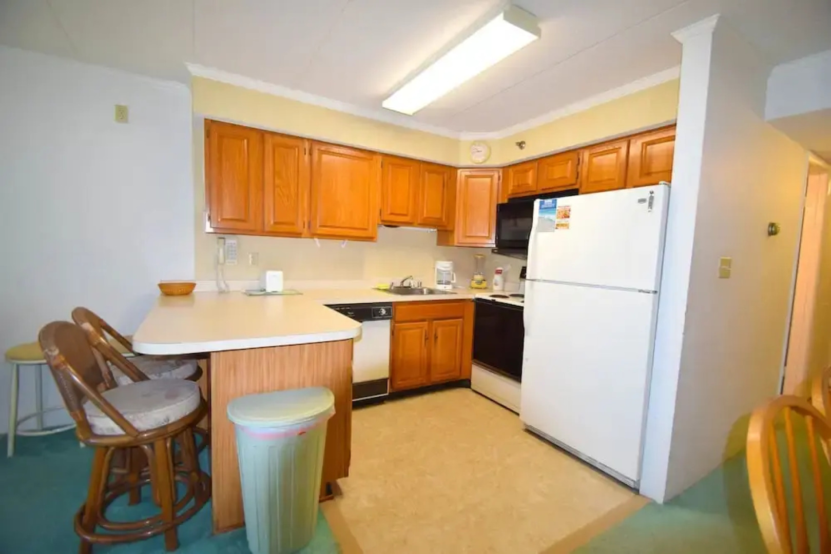 Marigot Beach 407 1 Bedroom Condo by RedAwning