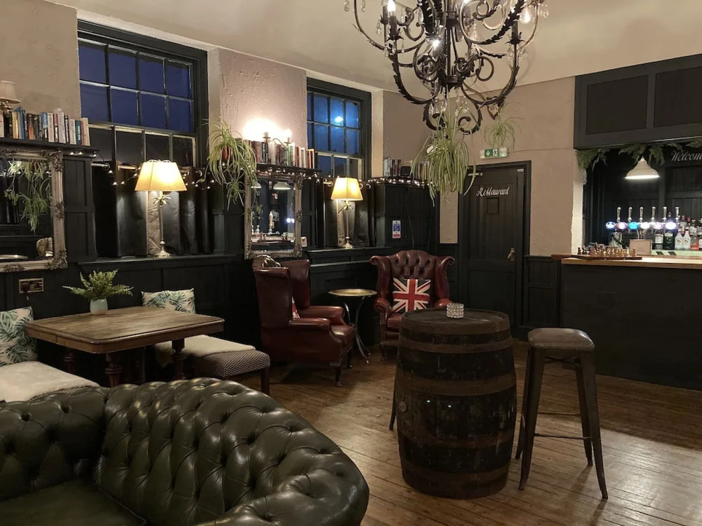 Captivating 1-bed Apartment in Newmarket