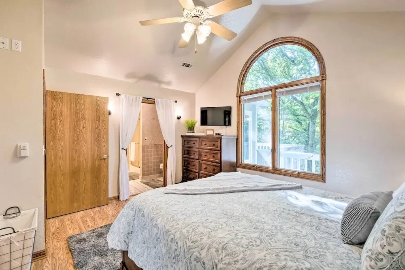 Beautiful Ozark Oasis w/ Deck: Walk to Beaver Lake