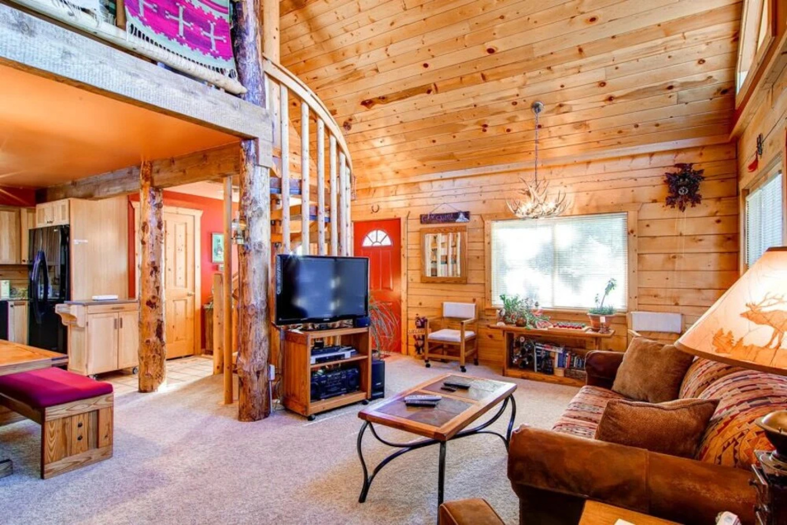 597 Deerpath 3 Br home by RedAwning