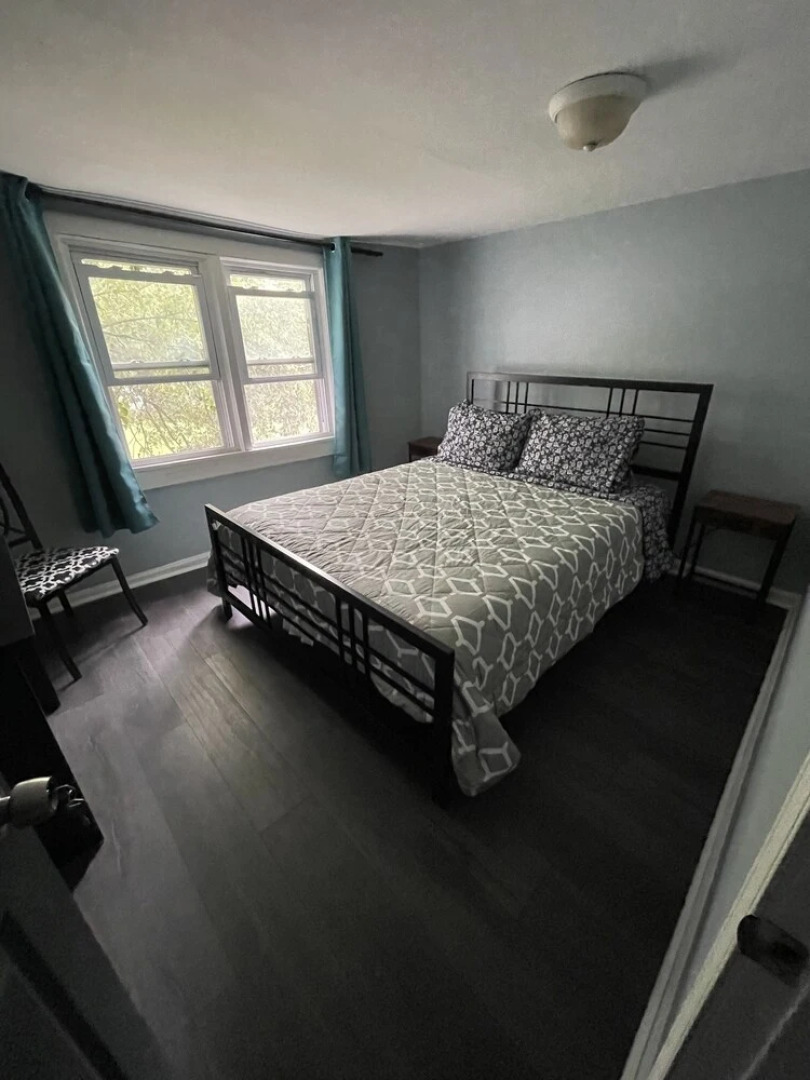 Pontiac House for a short term rent