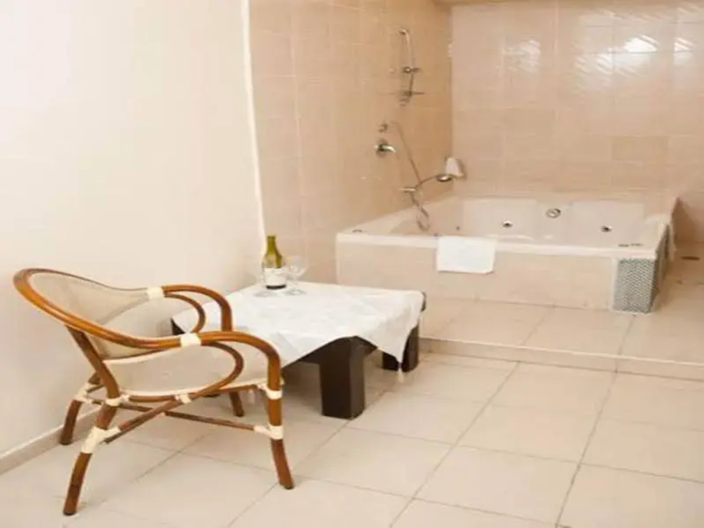 AirTLV - Arlozorov Apartment's