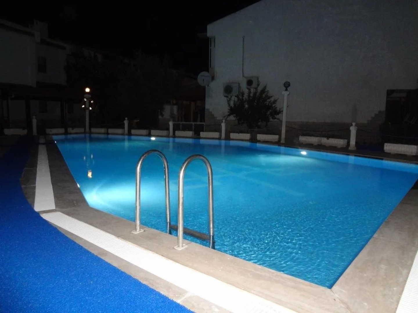 Rosalinda Otel Gumuldur