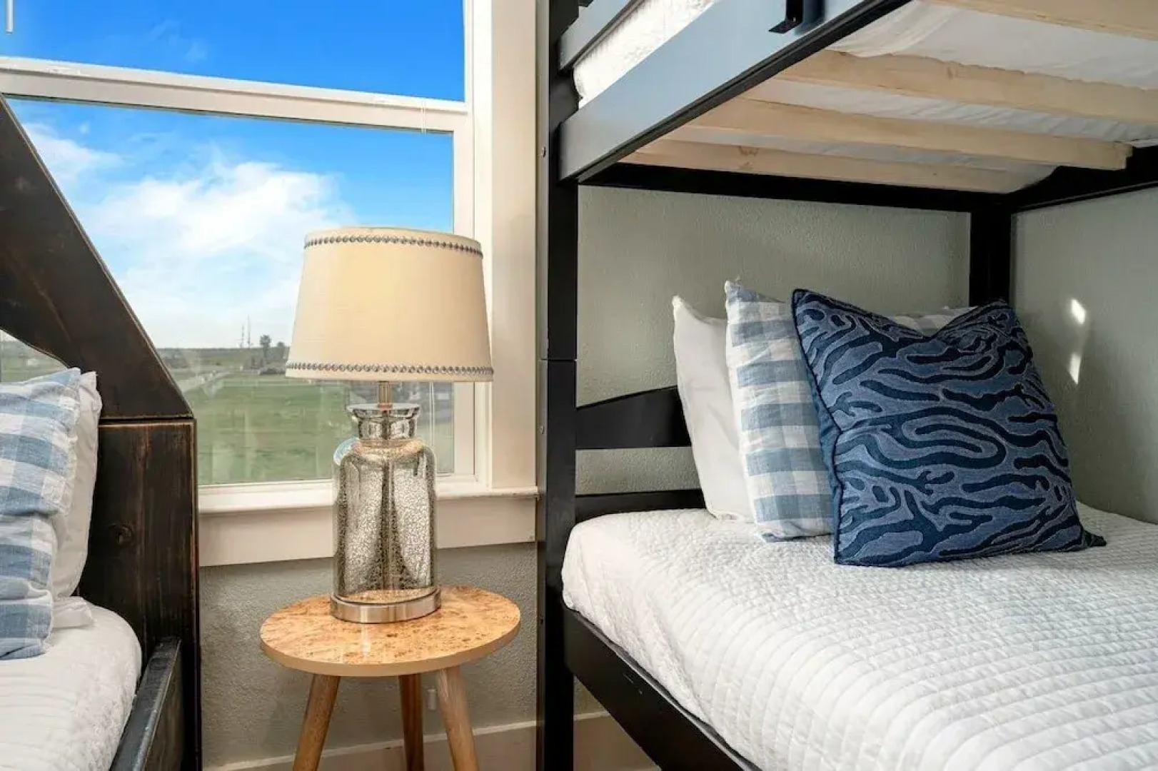 The Beach House 3 Bedroom Home by RedAwning