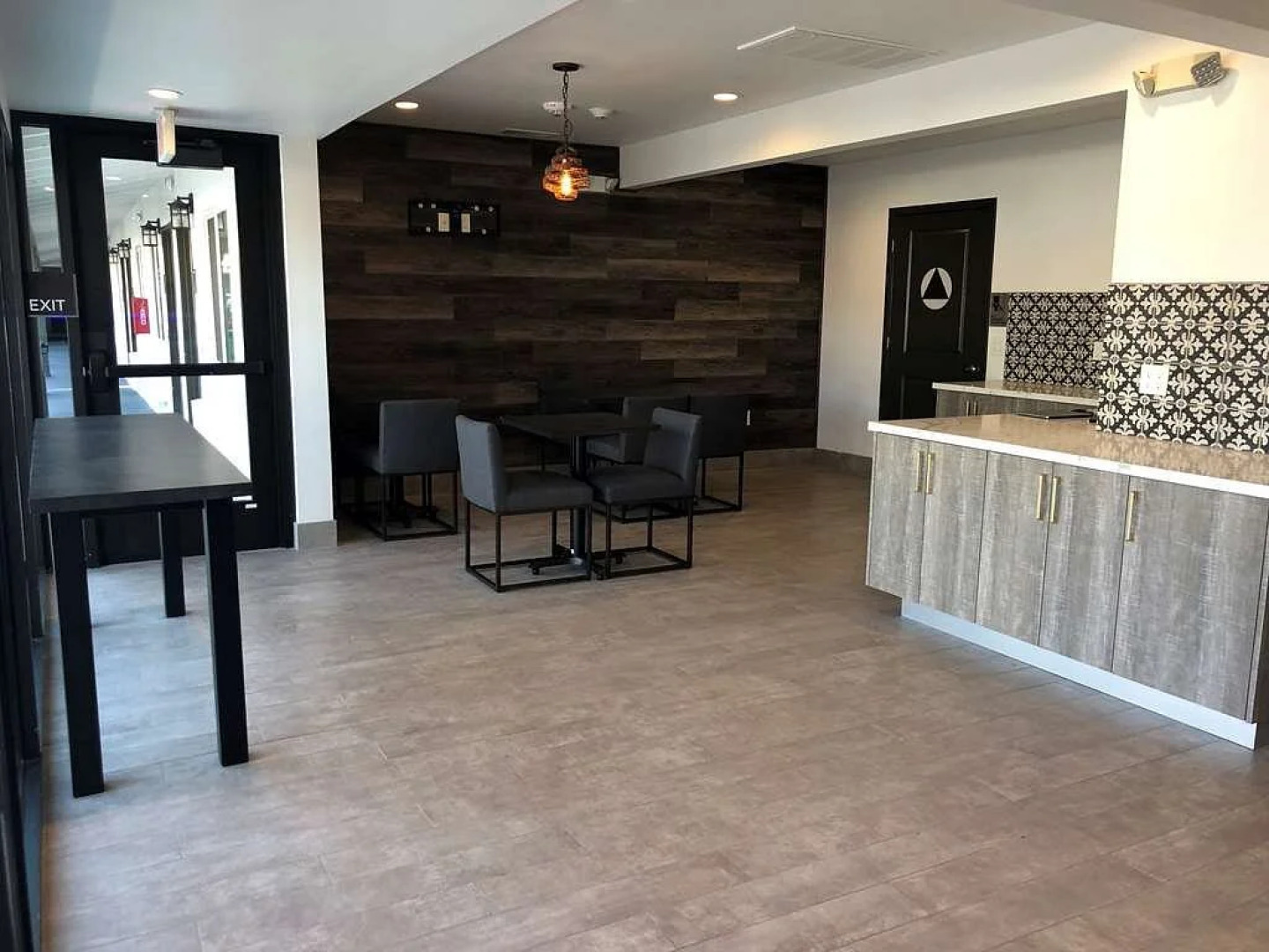 Americas Best Value Inn Golden Bear Inn