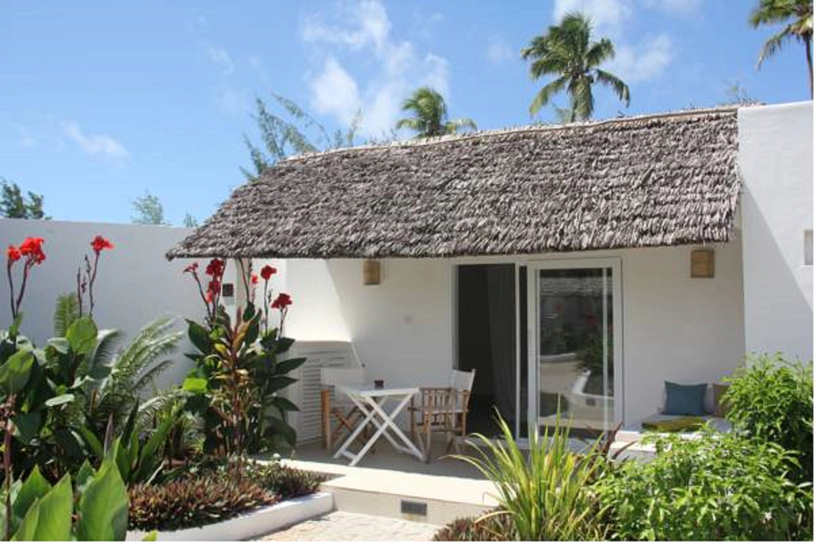 Dhow Inn Boutique Hotel